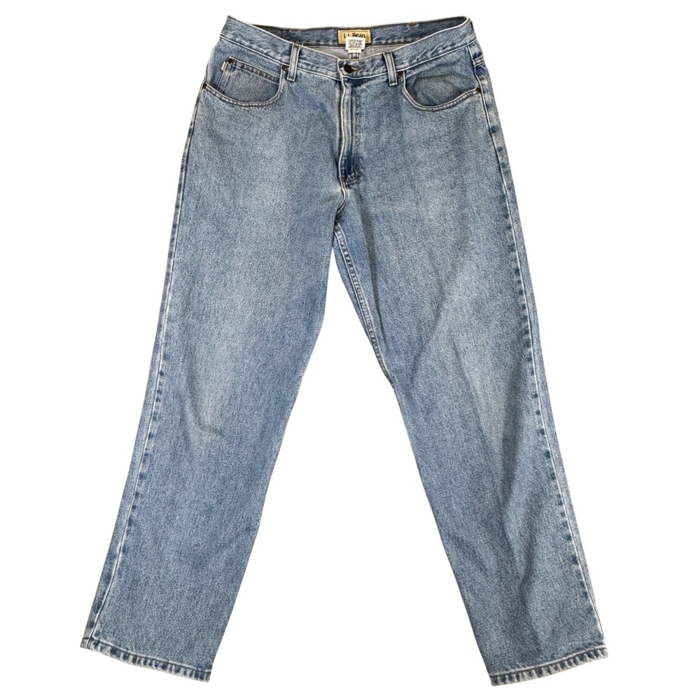 LL Bean Relaxed Fit Jeans Mens 34x30 Light Wash Denim Straight Leg 134770